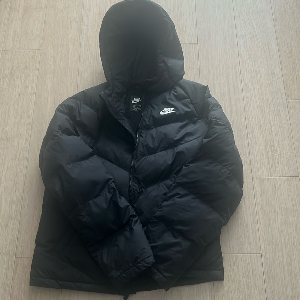 Nike Sportswear Lightweight Synthetic Fill Hooded Jacket Boys XL